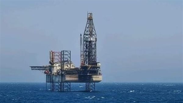 إضافة قرابة 4500 برميل بترول يومياً ​بعد اكتشاف 4 آبار بالصحراء الغربية