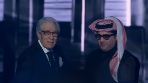 فاروق حسني يحصد جائزة الإنجاز مدى الحياة في Joy Awards 2026