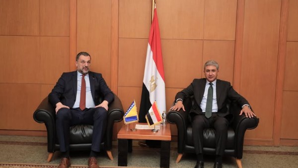 مصر والبوسنة والهرسك يعززان أوجه التعاون السياحي والأثري