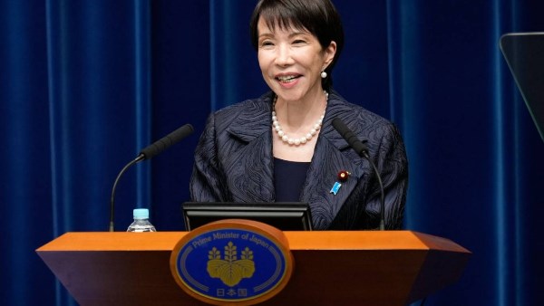 رئيسة وزراء اليابان تعلن انتخابات مبكرة في فبراير لتعزيز الإنفاق والدفاع