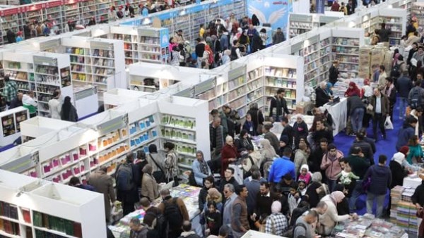نصف مليون زائر تقريبًا خلال اليوم الثالث من فتح أبواب معرض القاهرة الدولي للكتاب للجمهور