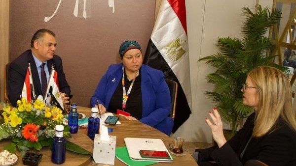 مصر تعزز التعاون السياحي مع كبرى الشركات الدولية خلال معرض FITUR 2026