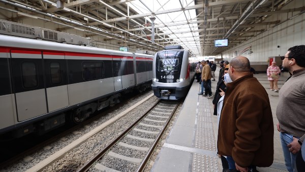 القطار الكهربائي الخفيف