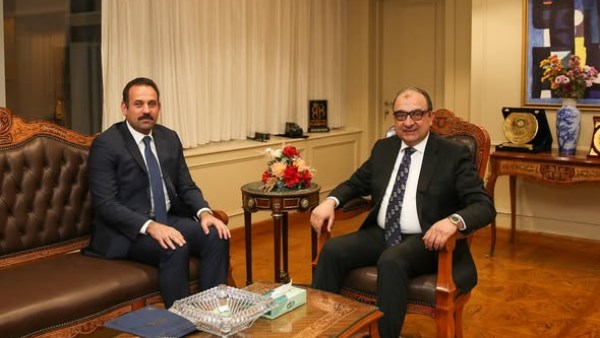 وزير قطاع الأعمال العام