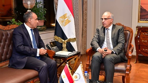 وزيرا الخارجية والري