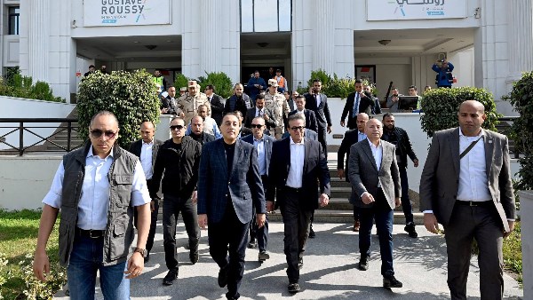 رئيس مجلس الوزراء