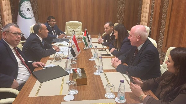 وزير الخارجية