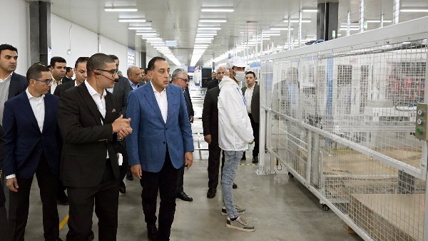 رئيس مجلس الوزراء