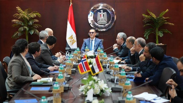 وزير الاستثمار