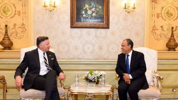 وزير الخارجية