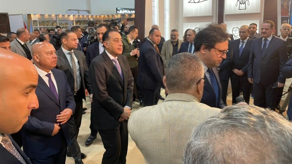 رئيس الوزراء يفتتح معرض الكتاب 