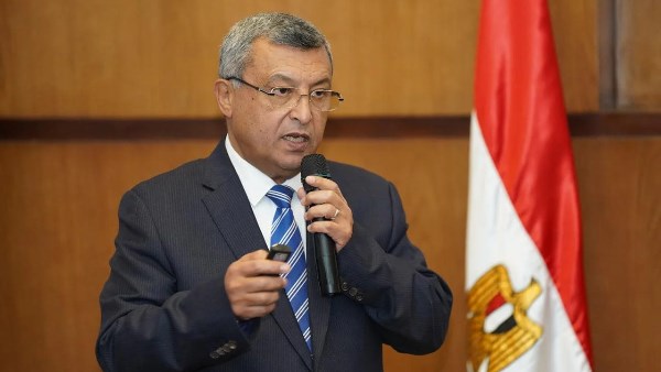 أسامة كمال وزير البترول الأسبق