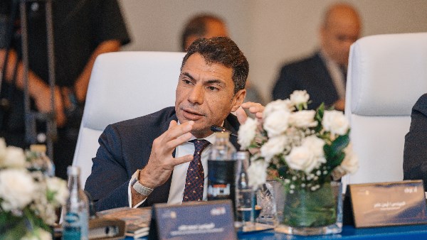 أيمن عامر