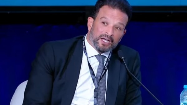 أيمن ممدوح عباس