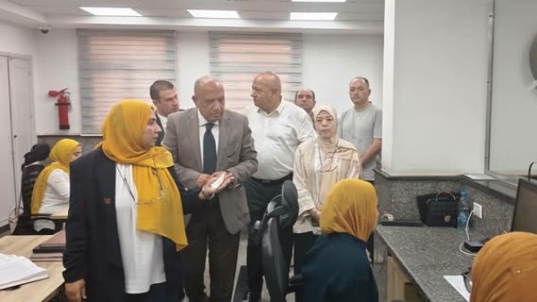 محمود عصمت، وزير الكهرباء