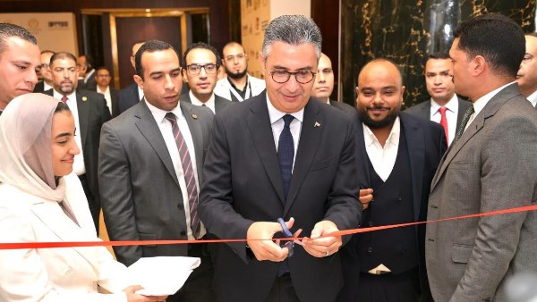 وزير التموين