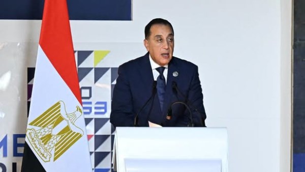 رئيس الوزراء يستعرض التجربة المصرية في التنمية العمرانية أمام منتدى «العلمين-إفريقيا للأعمال»