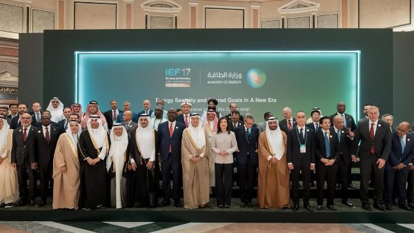 مؤتمر البترول العالمي بالرياض.. حضور قياسي وشراكات جديدة ومستقبل الطاقة