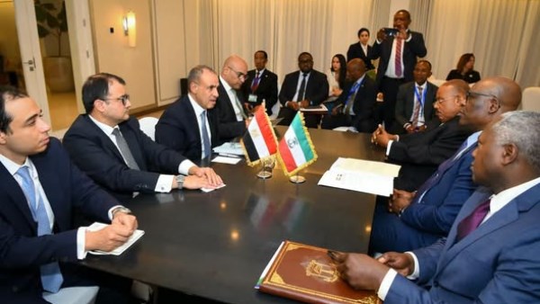 الدورة الأولى للجنة المشتركة