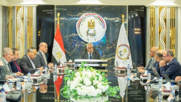 وزير الإنتاج الحربي