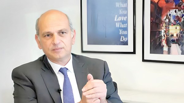 أيمن سامي، رئيس مكتب شركة «جيه إل إل» في مصر
