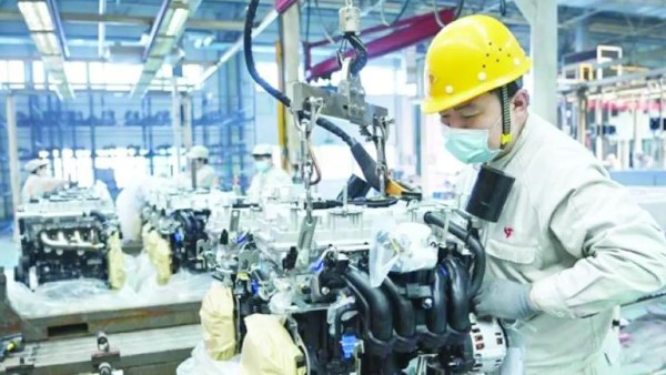 قطاع تصنيع المعلومات الإلكترونية في الصين يحقق نموًا قويًا خلال 2025