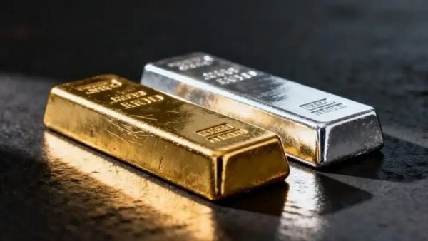 تراجع حاد في أسعار المعادن النفيسة يقودها الذهب