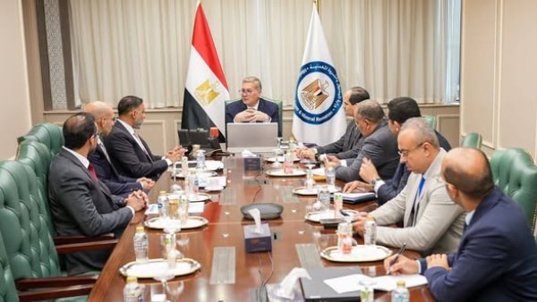  وزير البترول يبحث مع أركيوس إنرجي خططها الطموحة لاستكشاف وإنتاج الغاز 