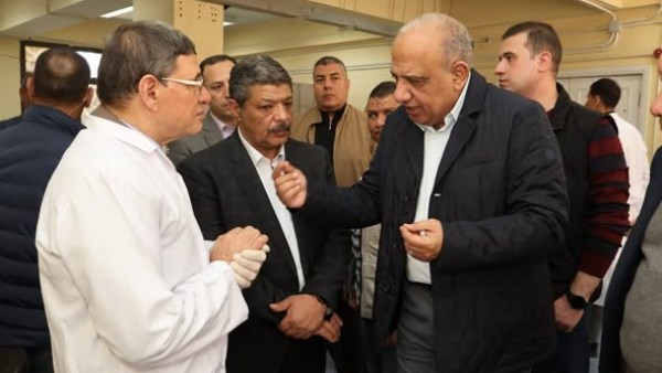 جولة ميدانية لوزير الكهرباء في أنشاص لمتابعة مشروعات الطاقة النووية والخلايا الشمسية