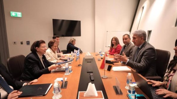 مصر واليونان تناقشان تعزيز التعاون في مجال الآثار وصون وحماية التراث الثقافي