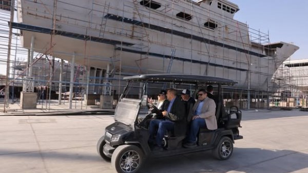  بدء التشغيل التجريبي لليخت السياحي الجديد من إنتاج شركة قناة السويس للقوارب الحديثة