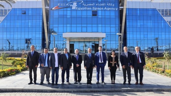 وكالة الفضاء المصرية تبحث آفاق التعاون المشترك مع شركة سيتال الإيطالية SITAEL
