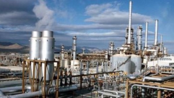 وزارة الطاقة السعودية تؤكد إلزامية التراخيص لمزاولة أنشطة المواد البترولية والبتروكيماوية