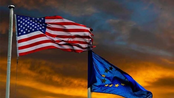 مشرّع أوروبي يدعو لتأجيل التصويت على اتفاق التجارة مع أمريكا