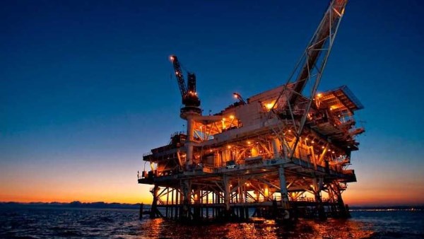 انطلاقة جديدة لإنتاج الزيت الخام من بئر جديدة بحقل بلاعيم البحري في سيناء