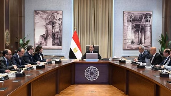 وزيرة الإسكان: الانتهاء من تطوير ساحة مسجد عمرو بن العاص والمنطقة الثقافية والنادي المصري القاهري بنسبة 100%