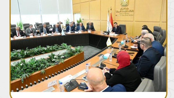 وزير الإسكان