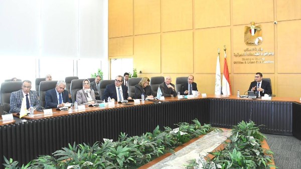 وزير الإسكان