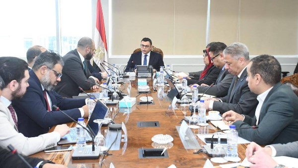 وزير الإسكان