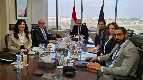 وزير السياحة