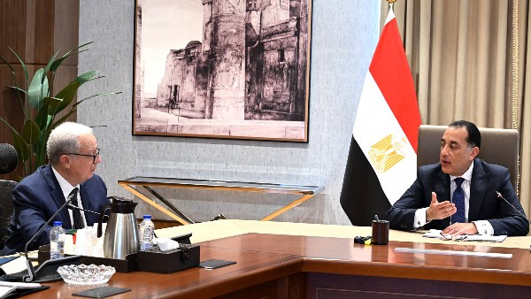 رئيس مجلس الوزراء