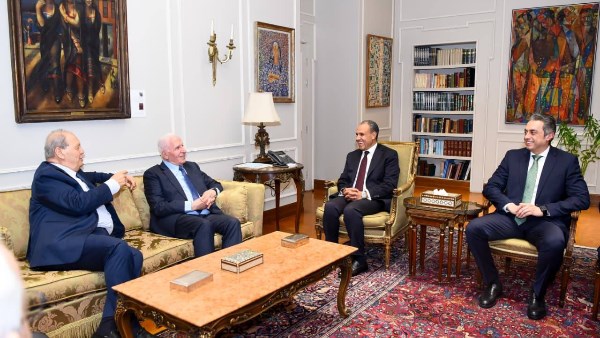 وزير الخارجية