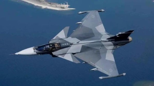 طائرات مقاتلة