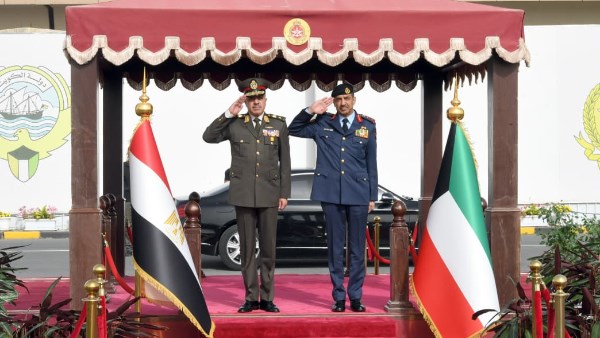 الفريق أحمد خليفة