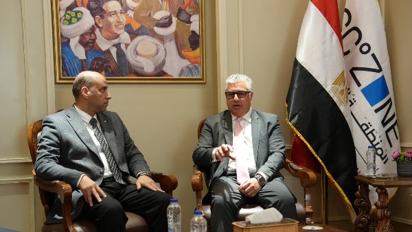 رئيس اقتصادية قناة السويس