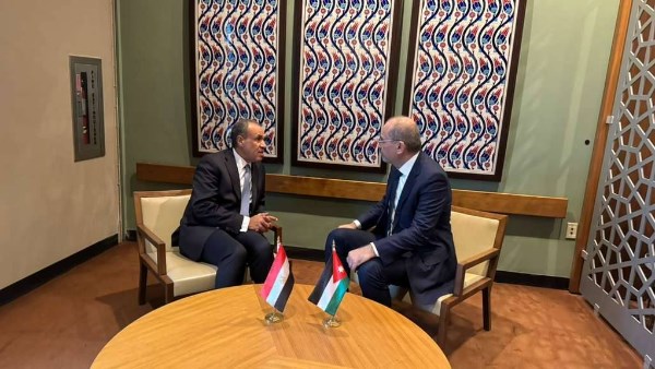 وزير الخارجية