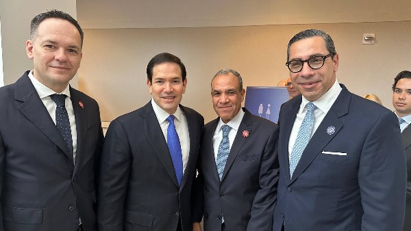 وزير الخارجية