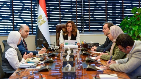 وزيرة التنمية المحلية والبيئة