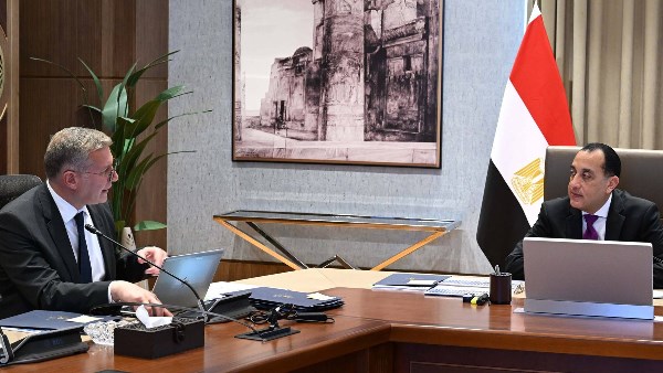 رئيس مجلس الوزراء