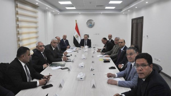 الدكتور عبدالعزيز قنصوة